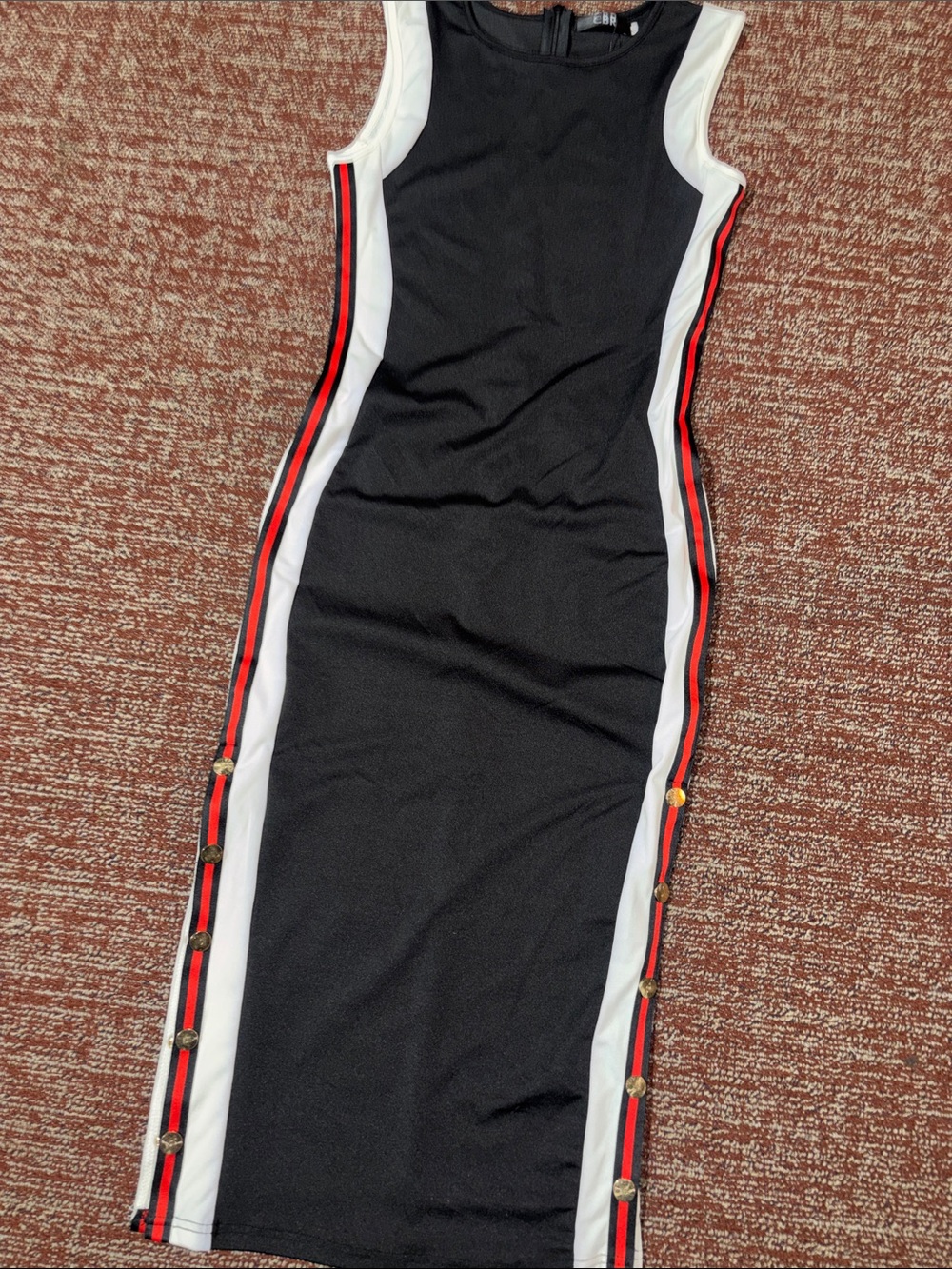 NWT sleeveless snap side sporty dress bodycon black/red fitted midi dress small